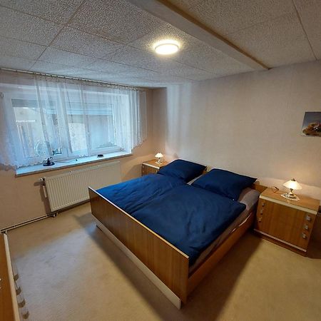 Doppelzimmer 1 Erdgeschoss Salzatal Εξωτερικό φωτογραφία